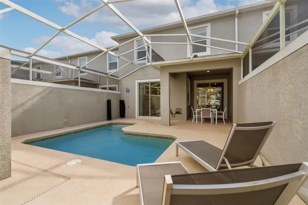 590 Pebble Beach Drive Davenport FL 33896