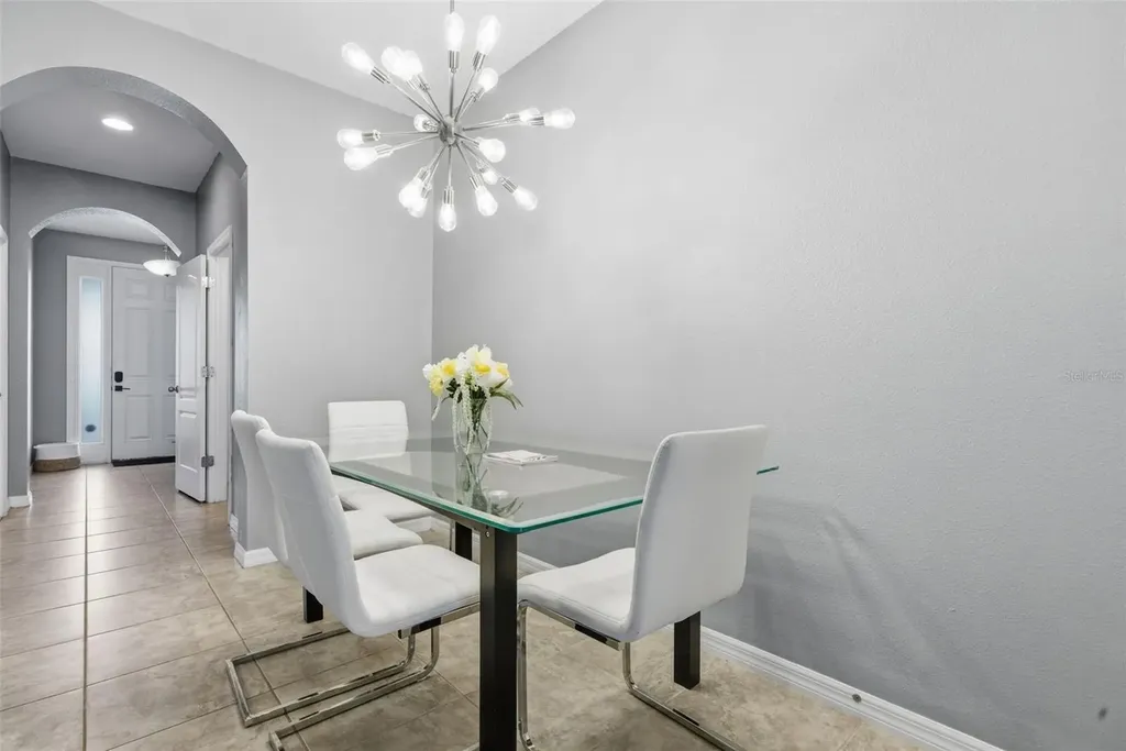10425 Red Carpet Court Riverview FL 33578