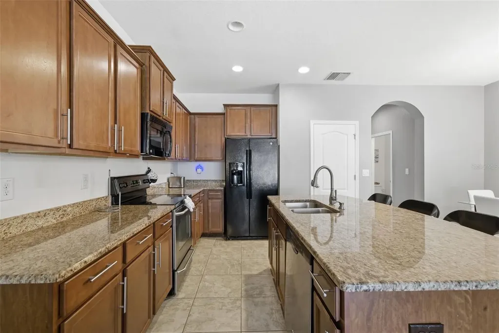 10425 Red Carpet Court Riverview FL 33578