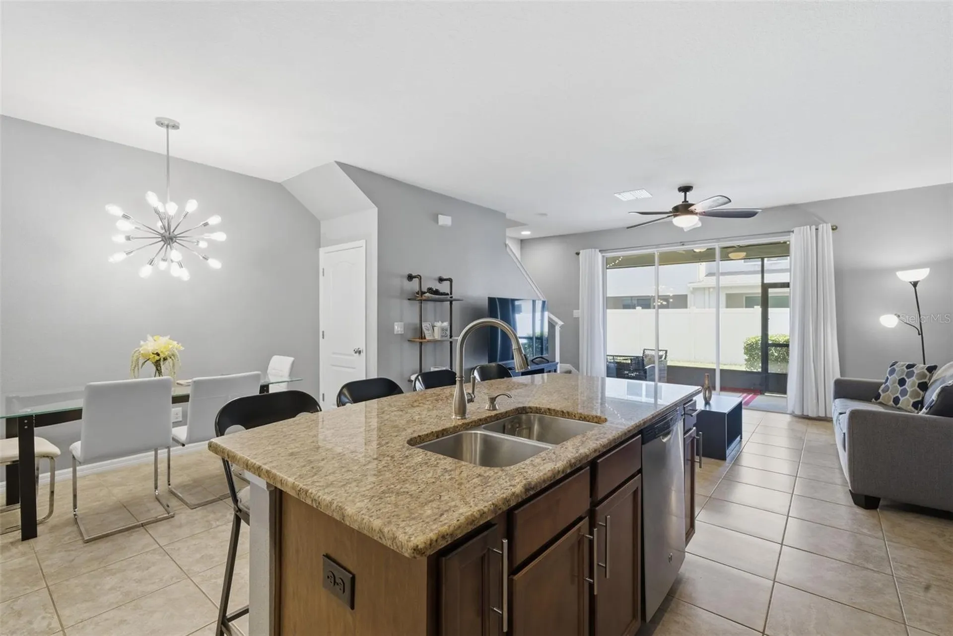 10425 Red Carpet Court Riverview FL 33578