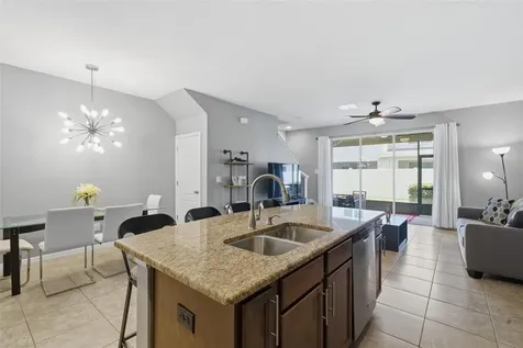 10425 Red Carpet Court Riverview FL 33578