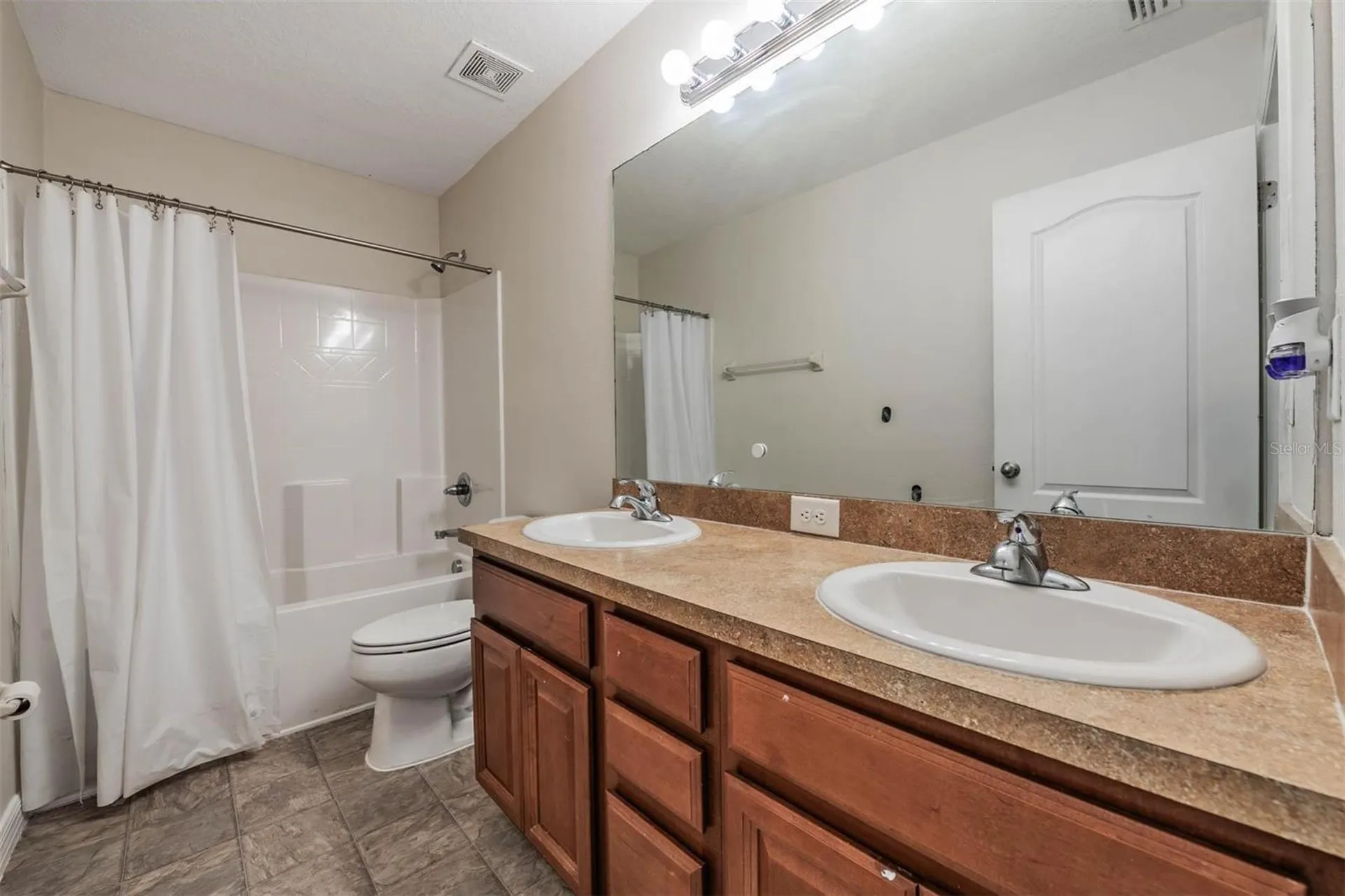 14336 Haddon Mist Drive Wimauma FL 33598