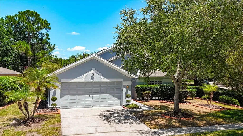 6711 Somerset Garden Way Apollo Beach FL 33572