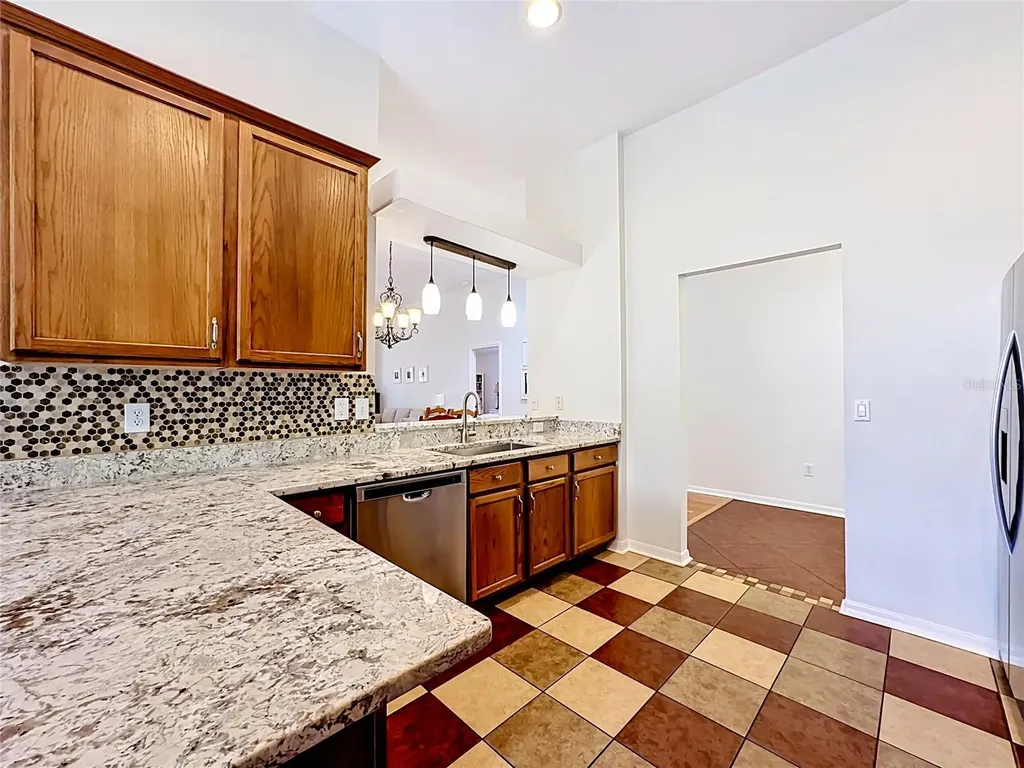 6711 Somerset Garden Way Apollo Beach FL 33572