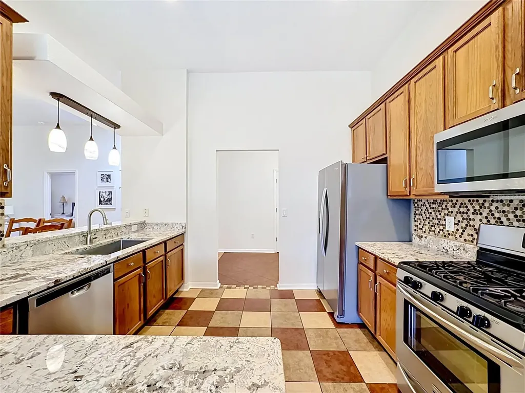 6711 Somerset Garden Way Apollo Beach FL 33572