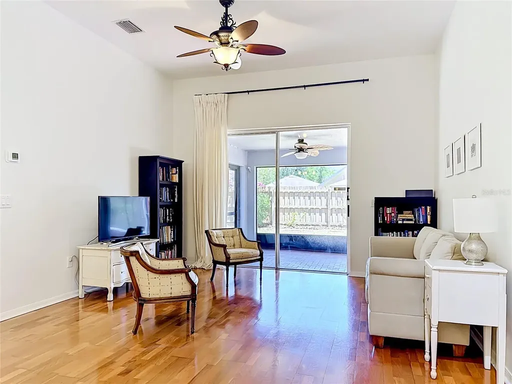 6711 Somerset Garden Way Apollo Beach FL 33572