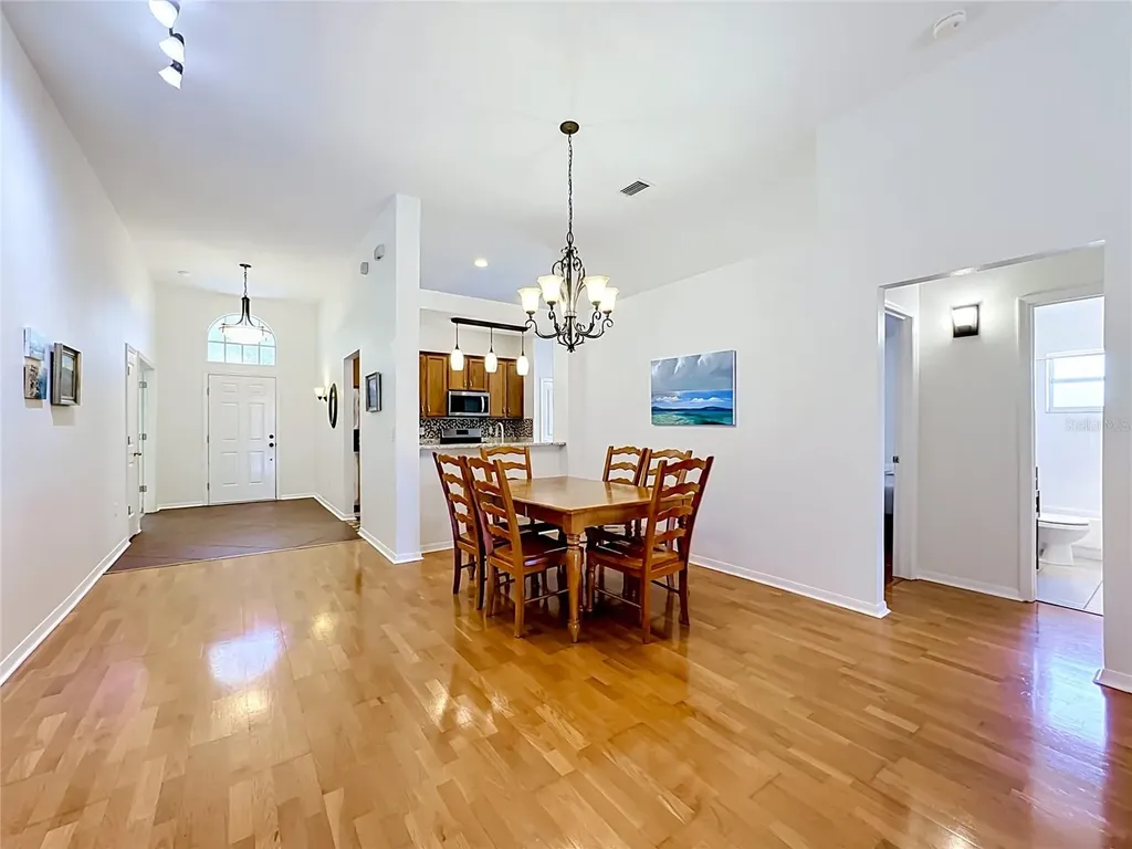 6711 Somerset Garden Way Apollo Beach FL 33572