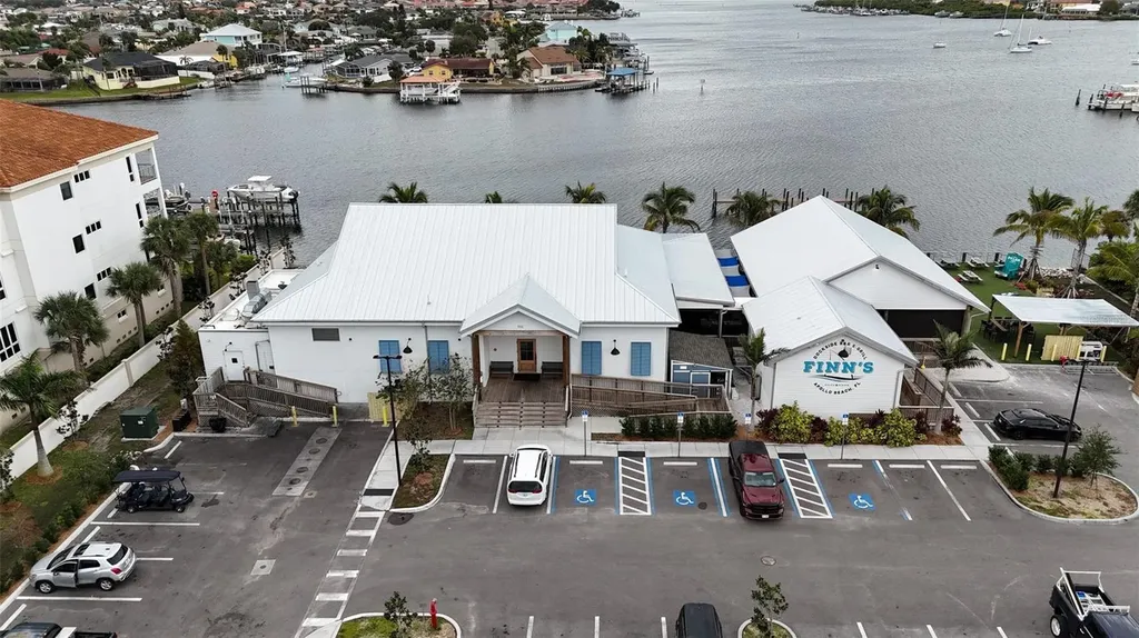 6711 Somerset Garden Way Apollo Beach FL 33572