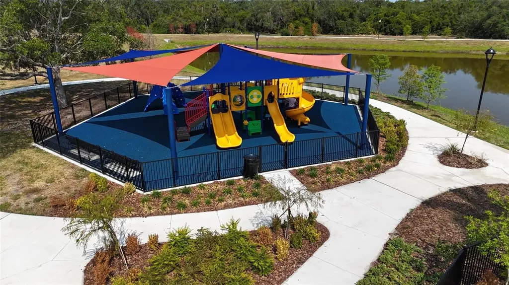 6711 Somerset Garden Way Apollo Beach FL 33572