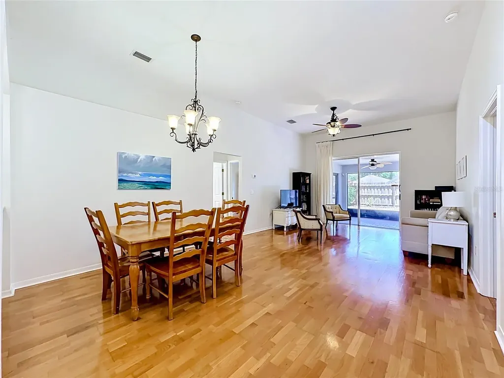 6711 Somerset Garden Way Apollo Beach FL 33572