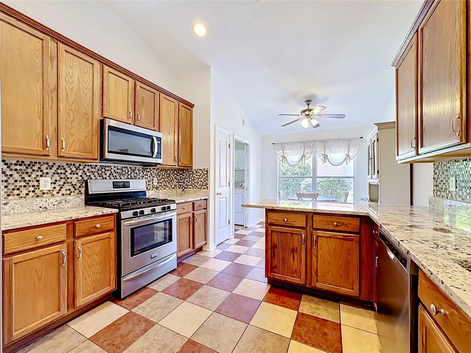 6711 Somerset Garden Way Apollo Beach FL 33572