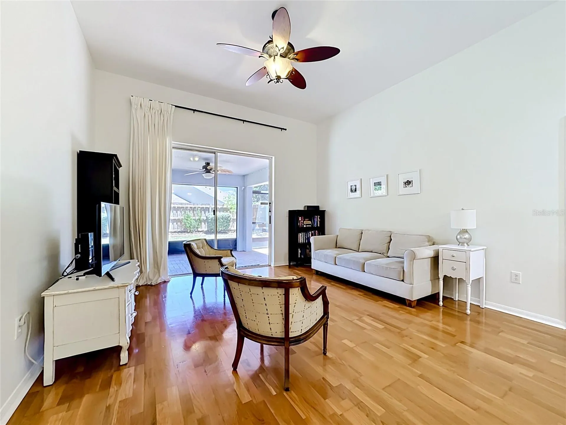 6711 Somerset Garden Way Apollo Beach FL 33572