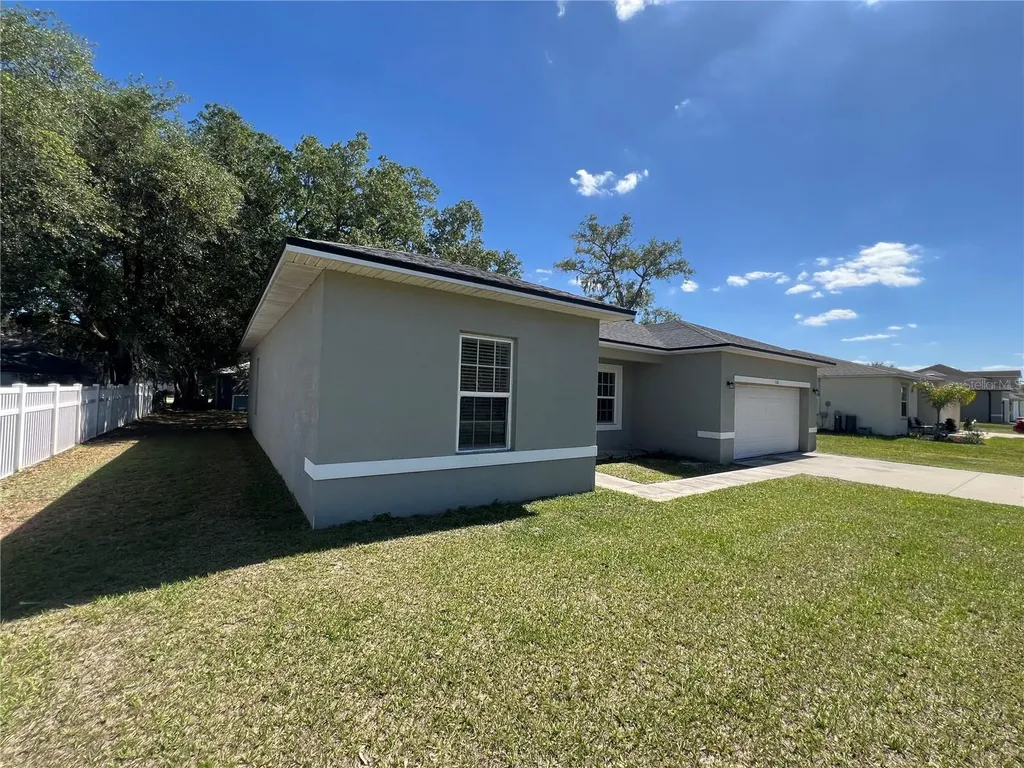 528 Finch Lane Kissimmee FL 34759