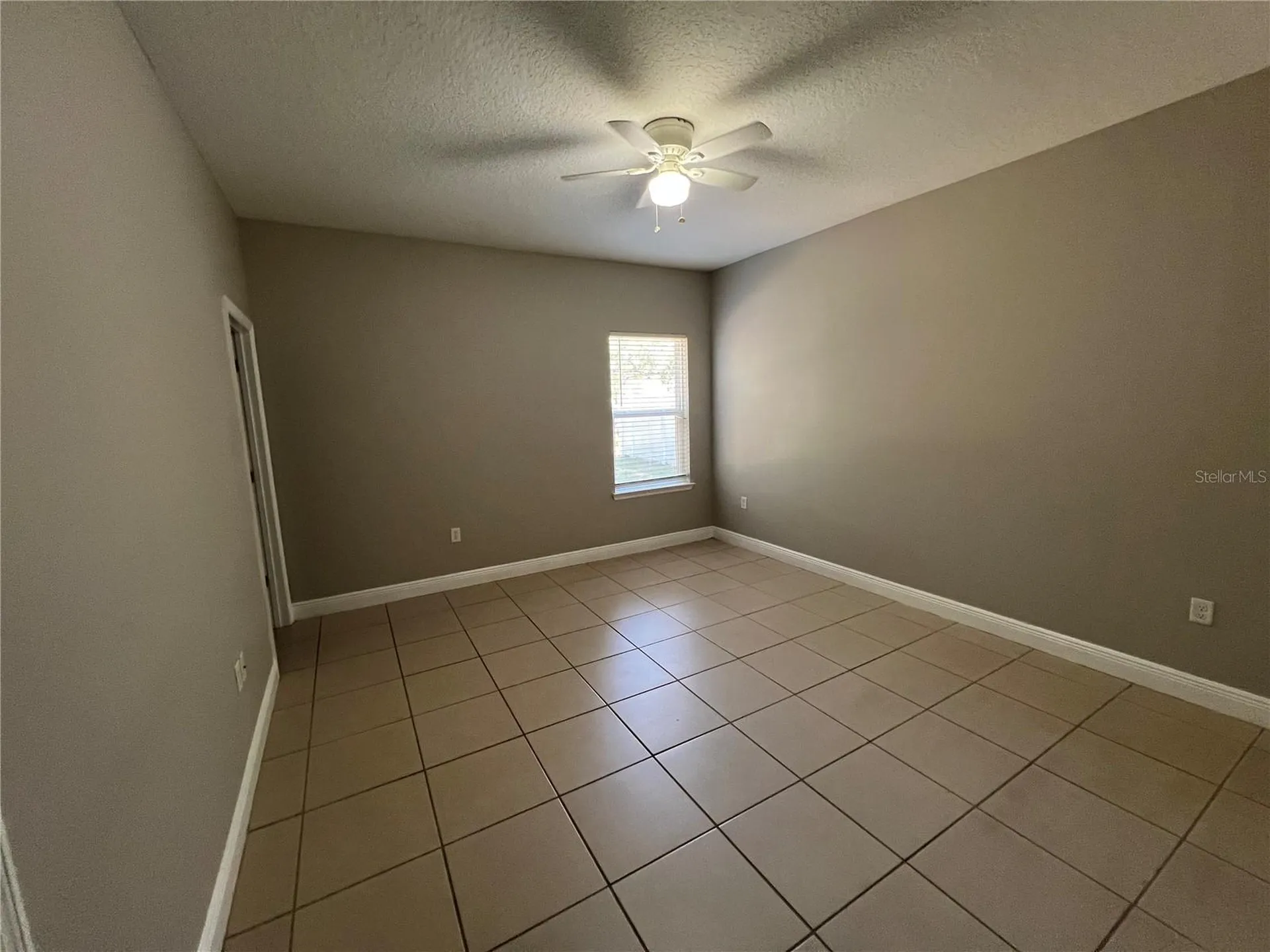 528 Finch Lane Kissimmee FL 34759