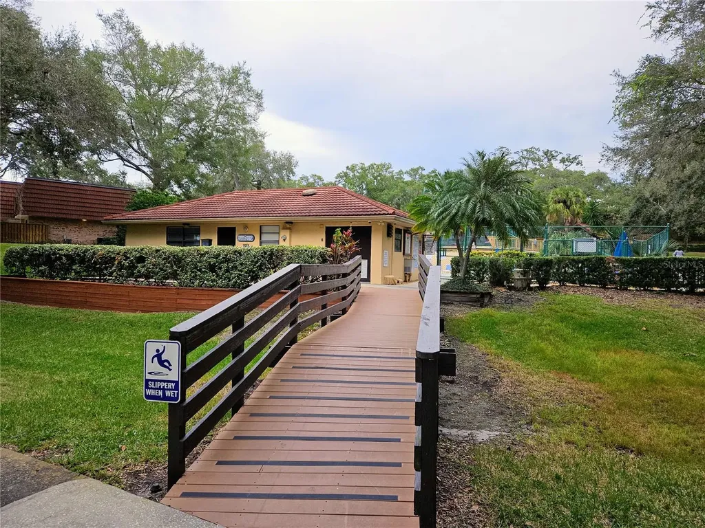 2620 6th Court Palm Harbor FL 34684