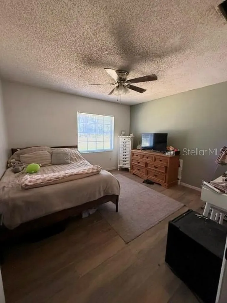 40145 W 7th Avenue Umatilla FL 32784