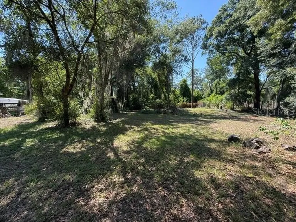 40145 W 7th Avenue Umatilla FL 32784