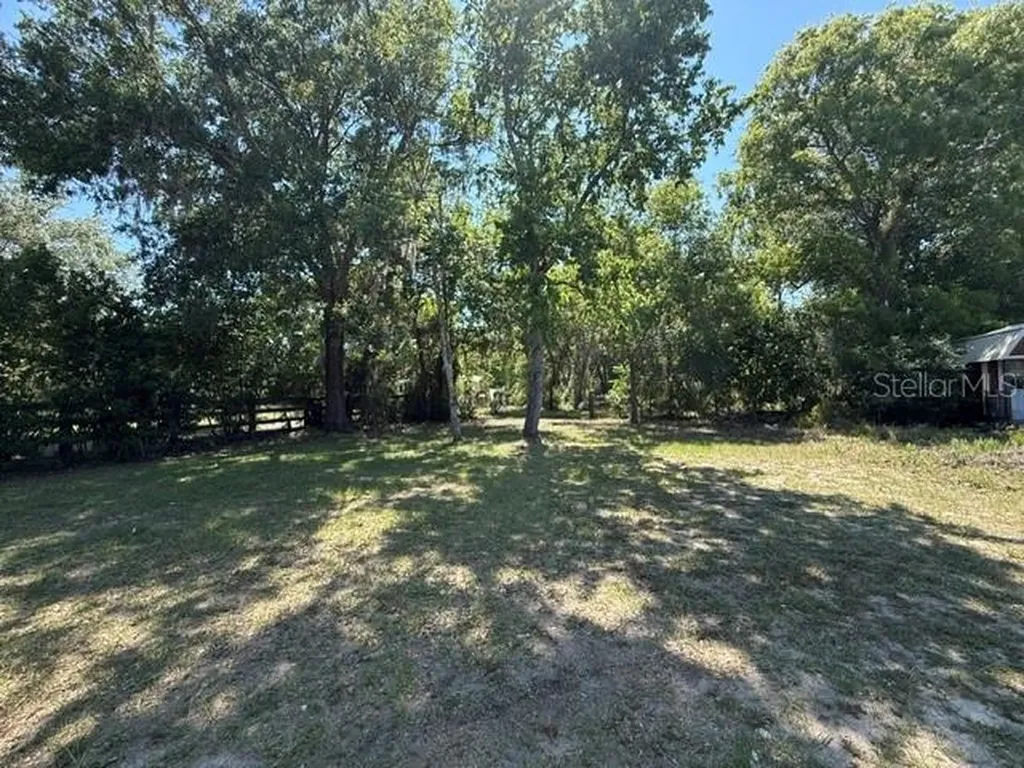 40145 W 7th Avenue Umatilla FL 32784