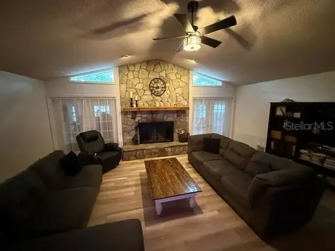40145 W 7th Avenue Umatilla FL 32784
