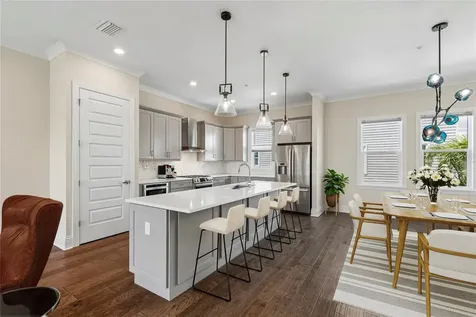2442 W Mississippi Avenue Tampa FL 33629