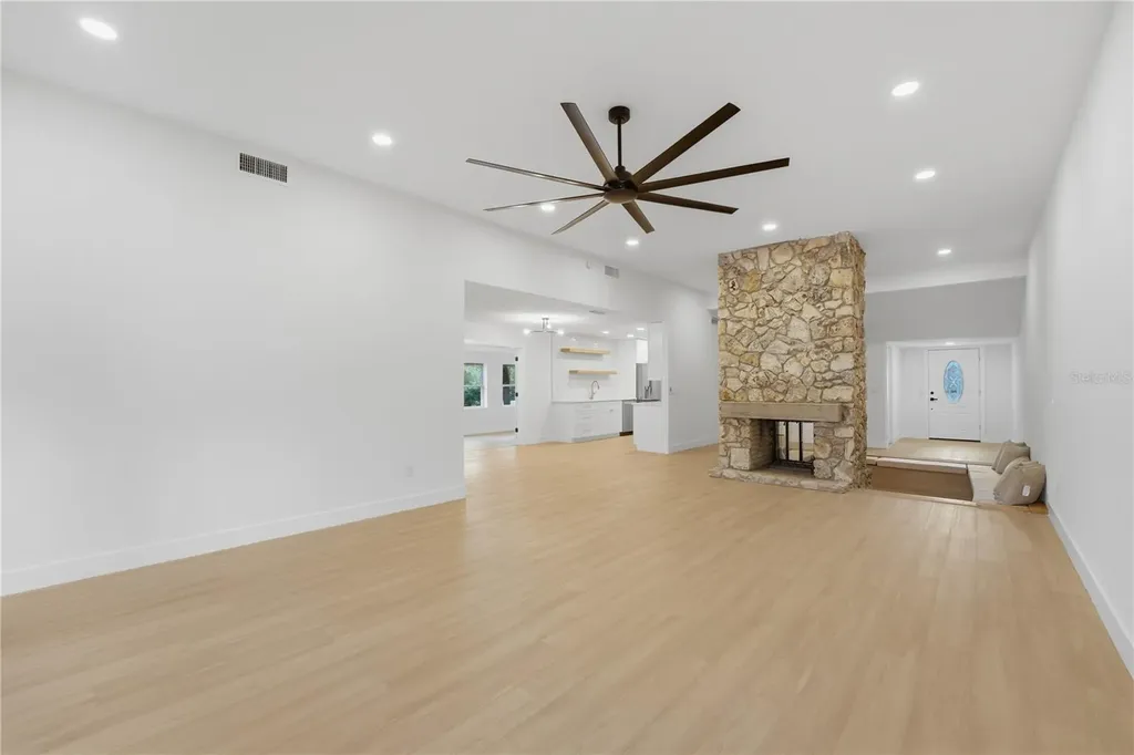 129 Hidden Oak Drive Longwood FL 32779