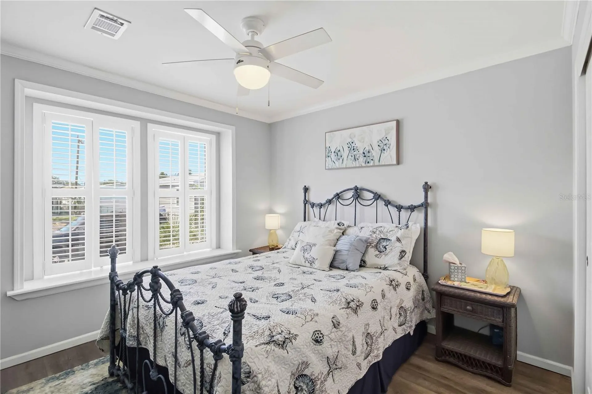 915 50th Avenue W Bradenton FL 34207