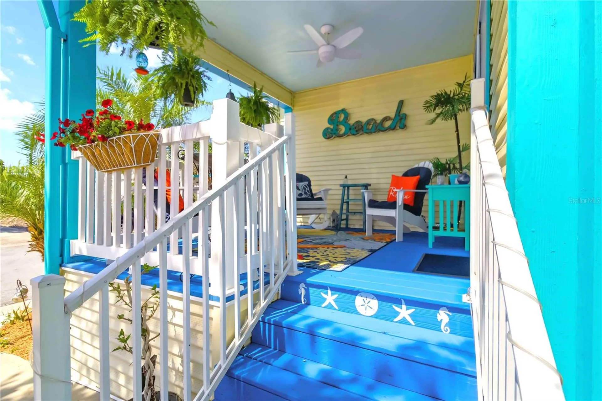 915 50th Avenue W Bradenton FL 34207