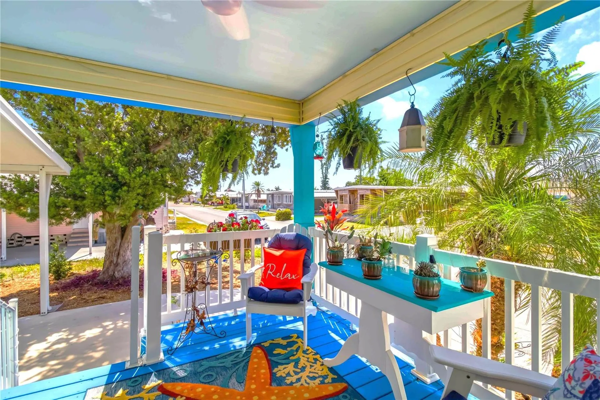 915 50th Avenue W Bradenton FL 34207