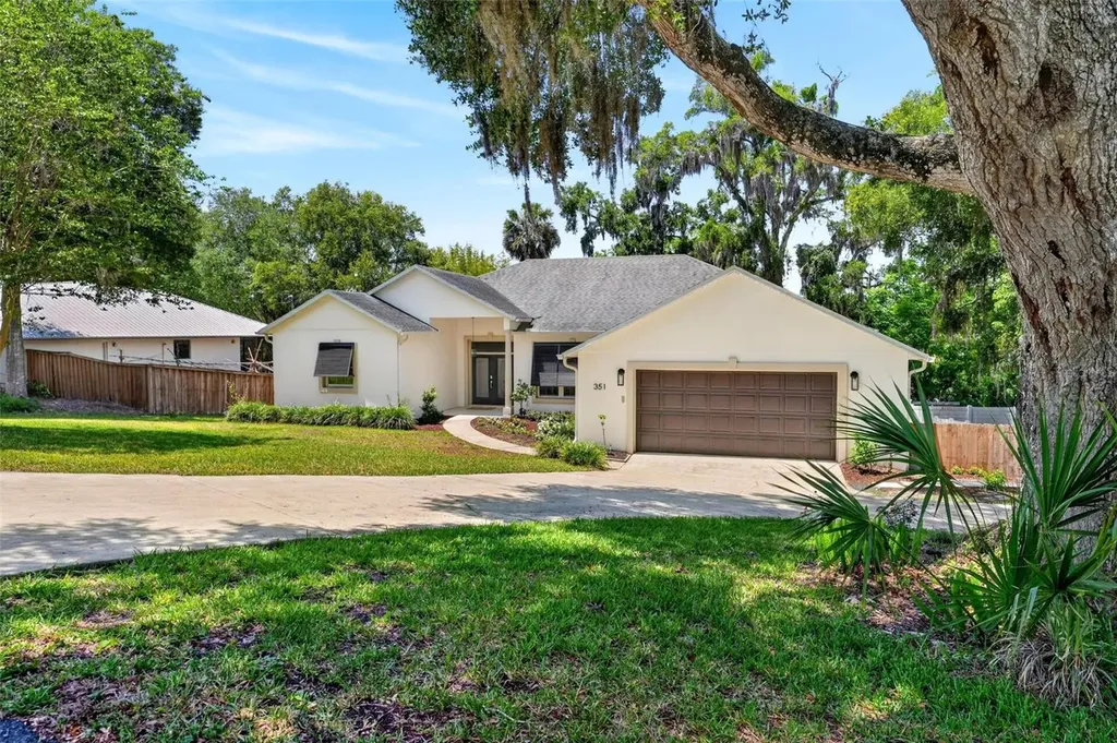 351 Groveland Road Mount Dora FL 32757