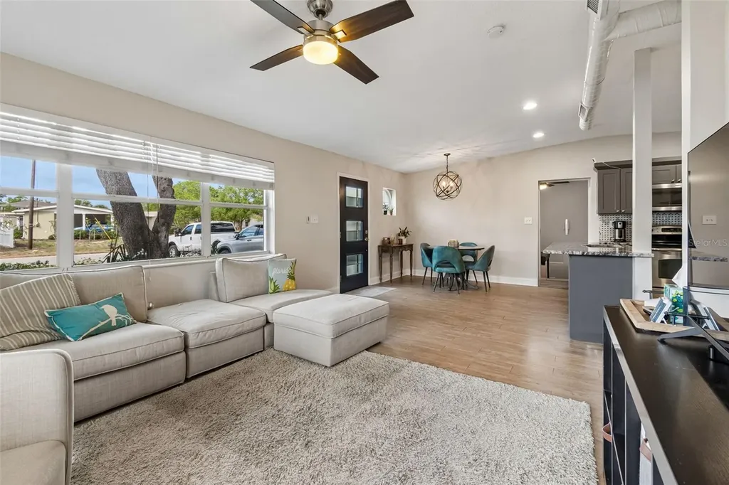 2920 W Ellis Drive Tampa FL 33611