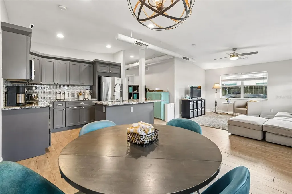 2920 W Ellis Drive Tampa FL 33611