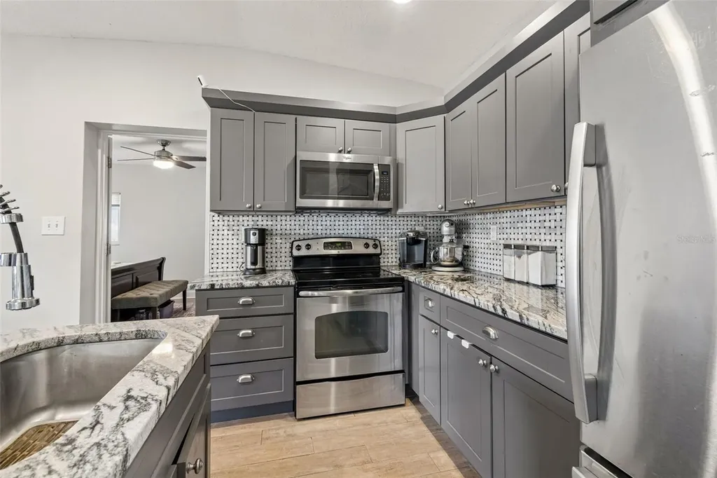 2920 W Ellis Drive Tampa FL 33611