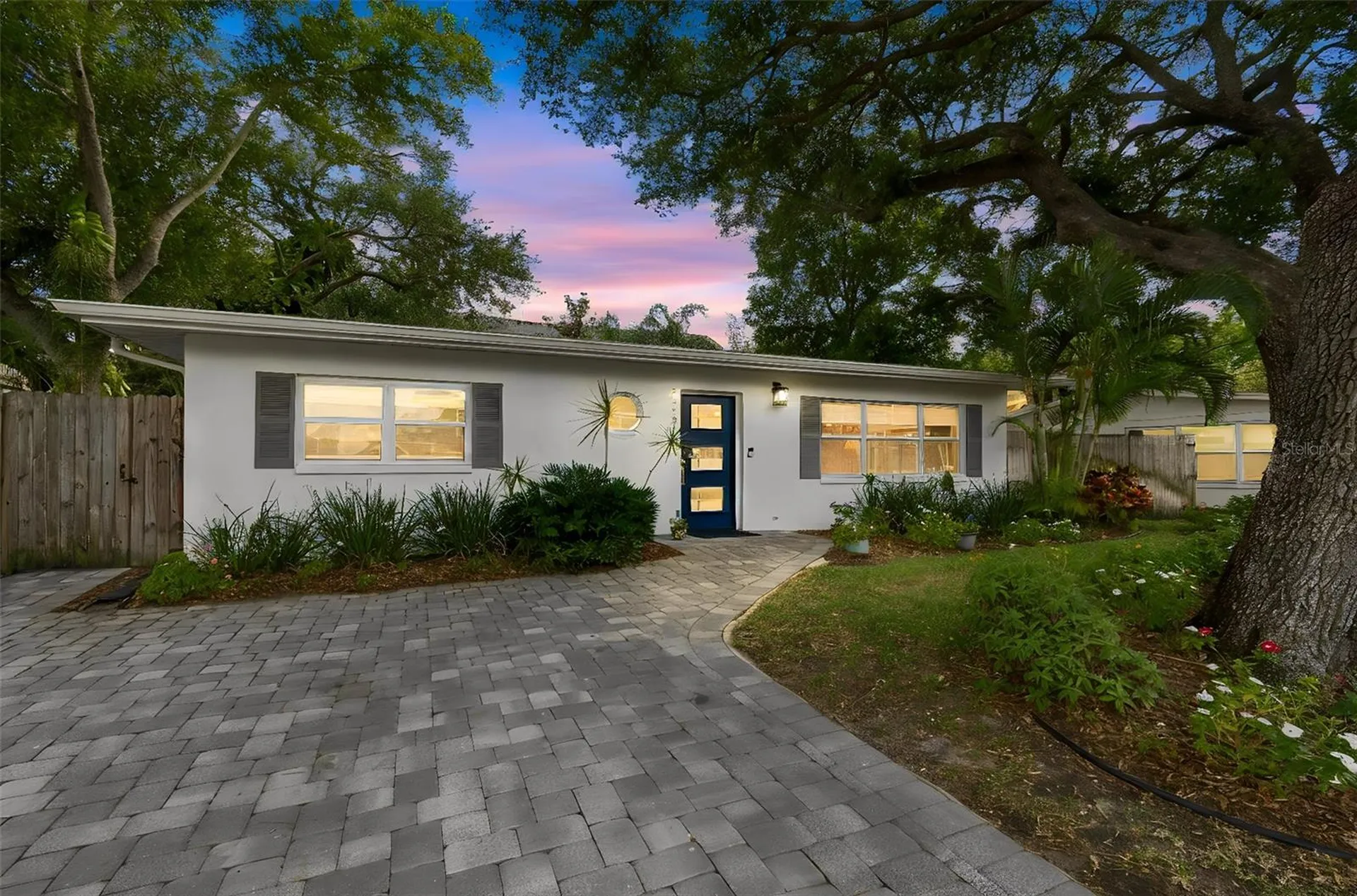 2920 W Ellis Drive Tampa FL 33611
