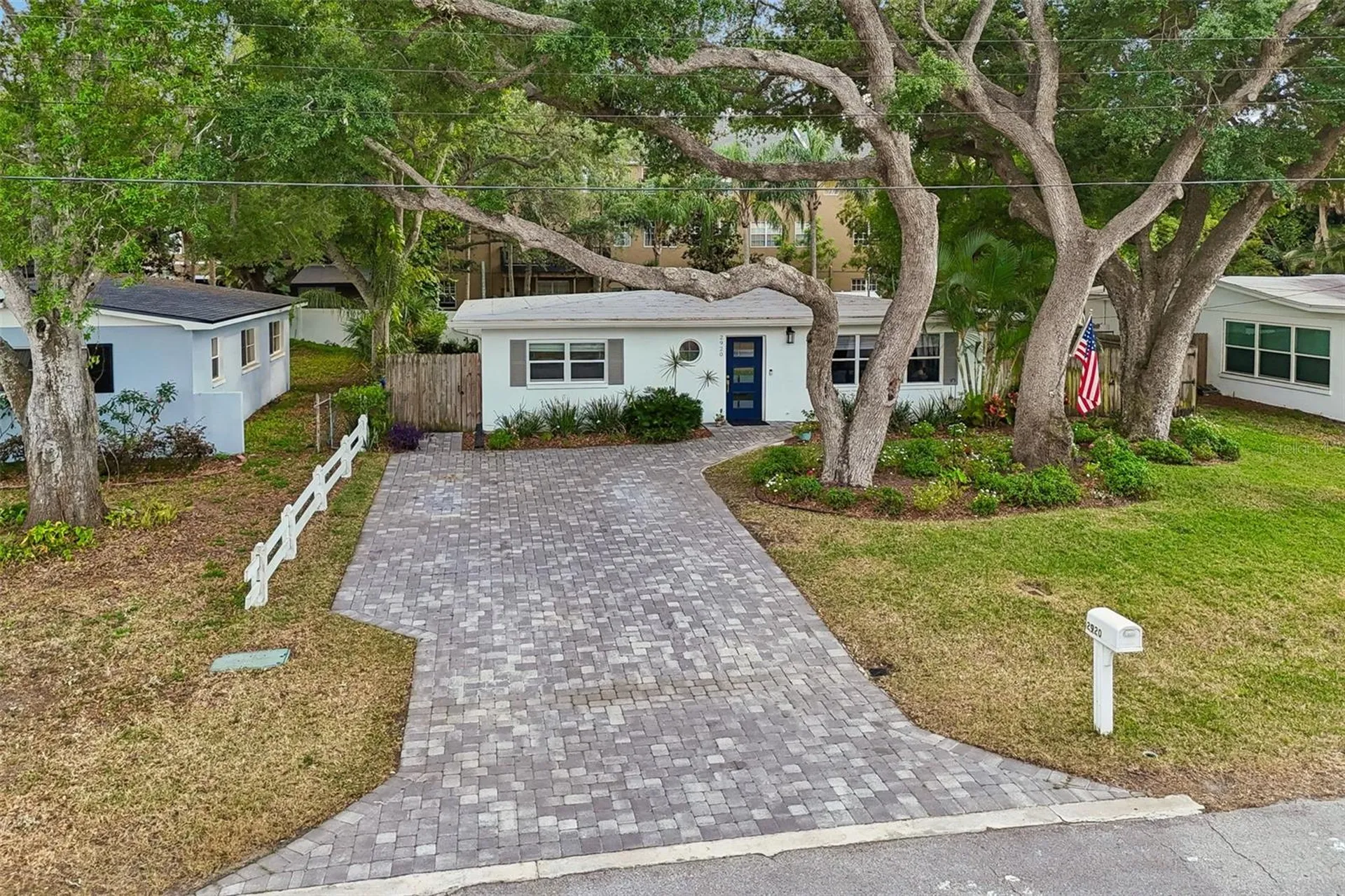 2920 W Ellis Drive Tampa FL 33611