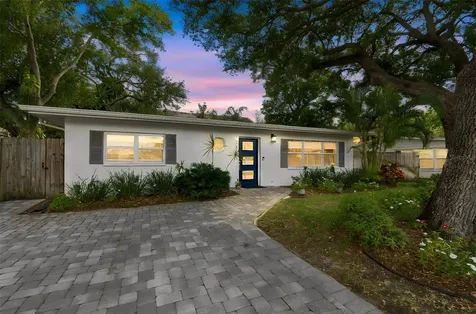 2920 W Ellis Drive Tampa FL 33611