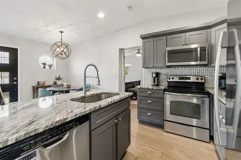2920 W Ellis Drive Tampa FL 33611