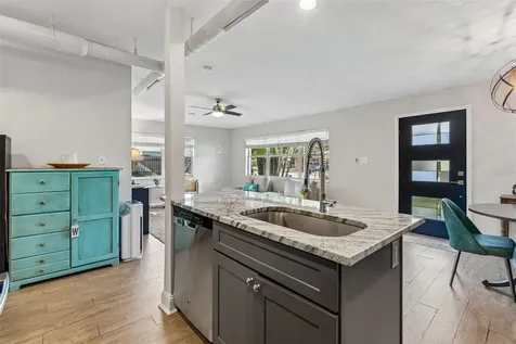 2920 W Ellis Drive Tampa FL 33611