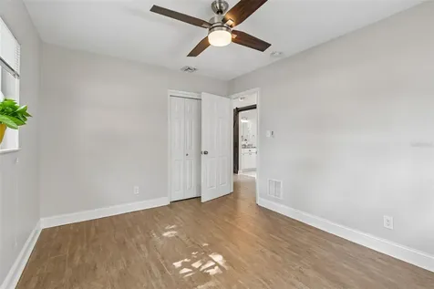 2920 W Ellis Drive Tampa FL 33611