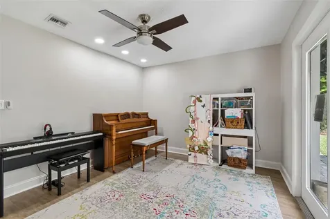 2920 W Ellis Drive Tampa FL 33611