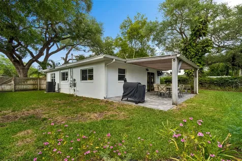 2920 W Ellis Drive Tampa FL 33611