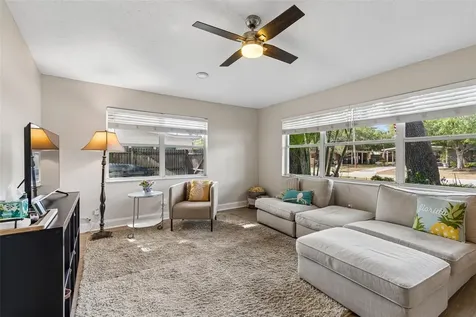 2920 W Ellis Drive Tampa FL 33611