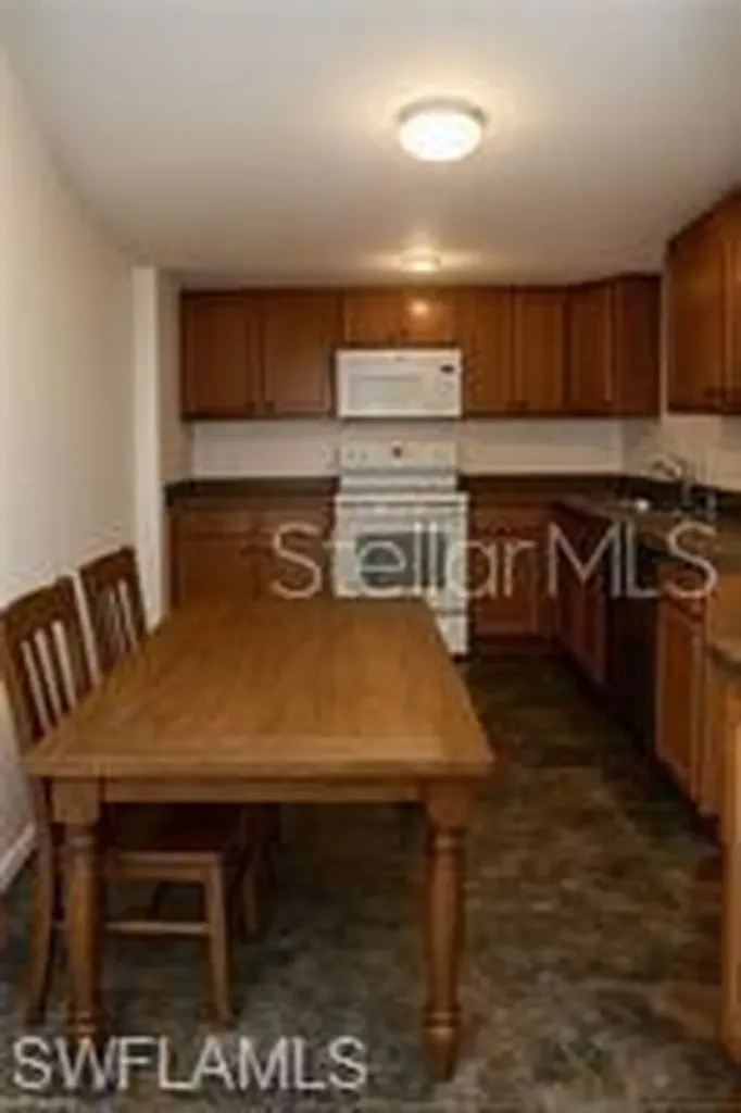 1847 Henderson Avenue Fort Myers FL 33916