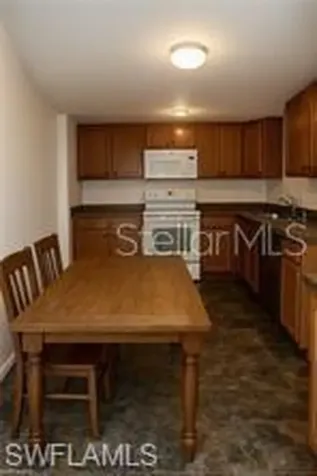1847 Henderson Avenue Fort Myers FL 33916