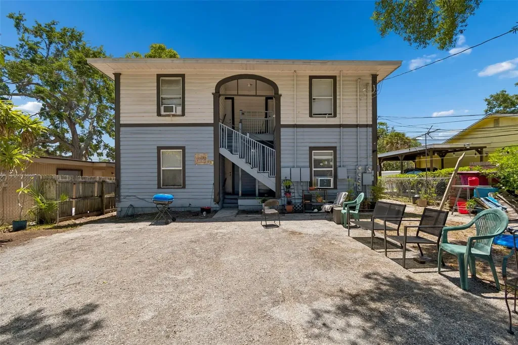 1033 19th Avenue S St Petersburg FL 33705