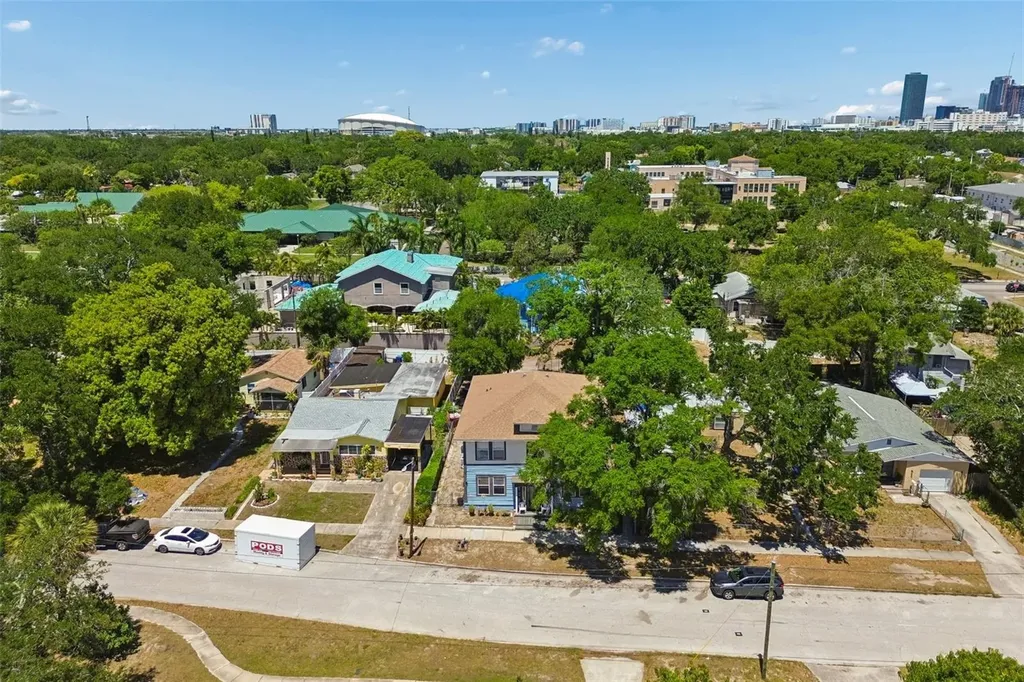 1033 19th Avenue S St Petersburg FL 33705