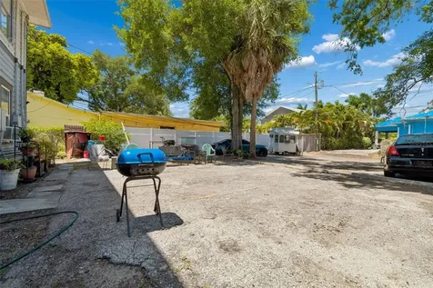 1033 19th Avenue S St Petersburg FL 33705