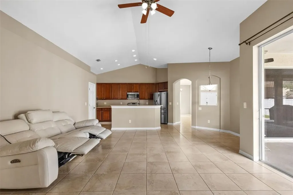 13655 Artesa Bell Drive Riverview FL 33579