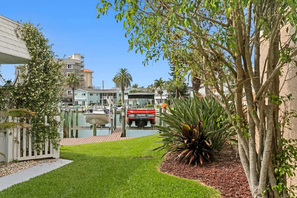 354 Larboard Way Clearwater Beach FL 33767