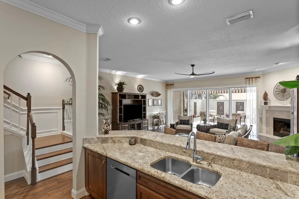 354 Larboard Way Clearwater Beach FL 33767