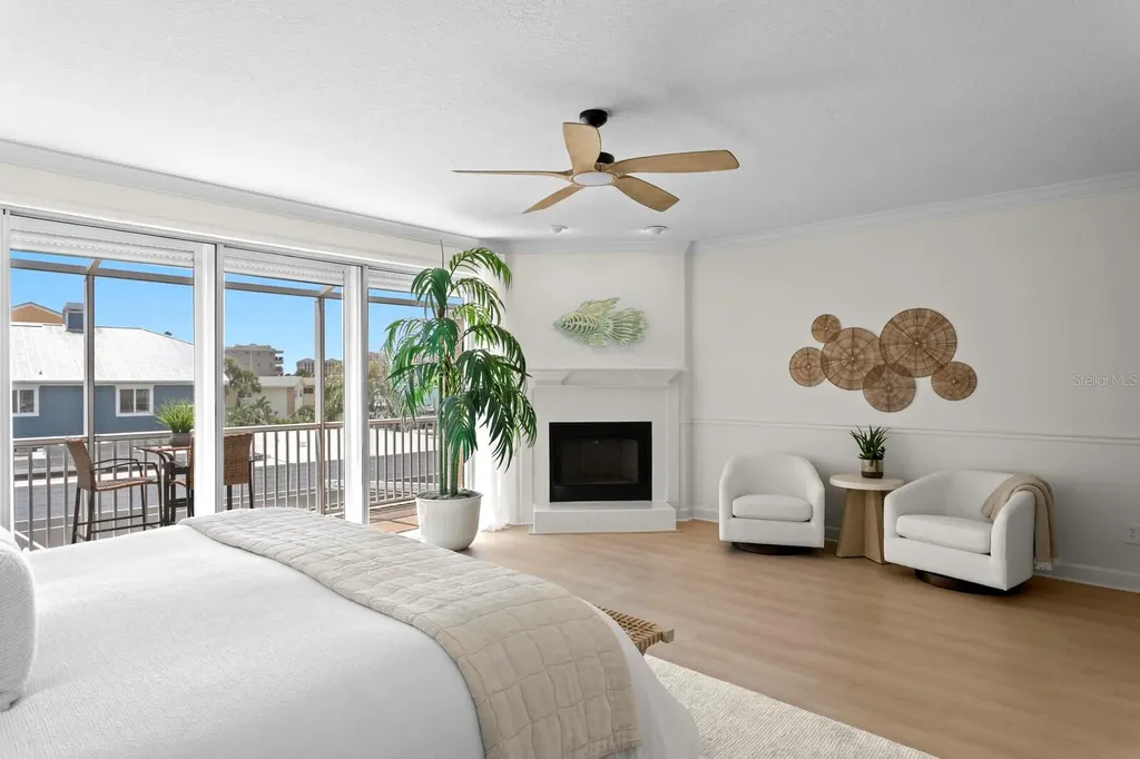 354 Larboard Way Clearwater Beach FL 33767